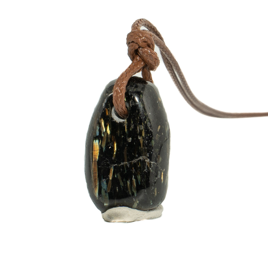 Valódi Grönlandi extra minőségű Nuummit medál viaszolt szálon 2