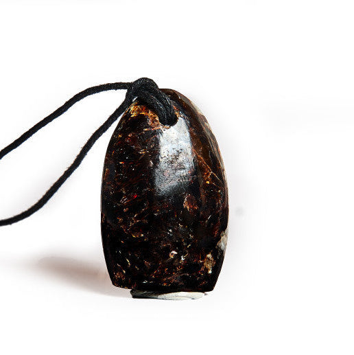 Igazi Kuriózum! Prémium Asztrofillit medál valódi bőrszálon