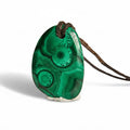 Kongói prémium Malachit medál valódi bőrszálon III