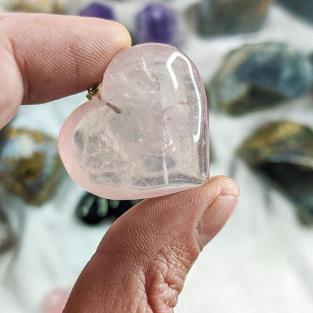 Madagaszkári extra minőségű Rózsakvarc szív medál II