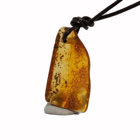 Valódi Borostyán medál bőrszálon