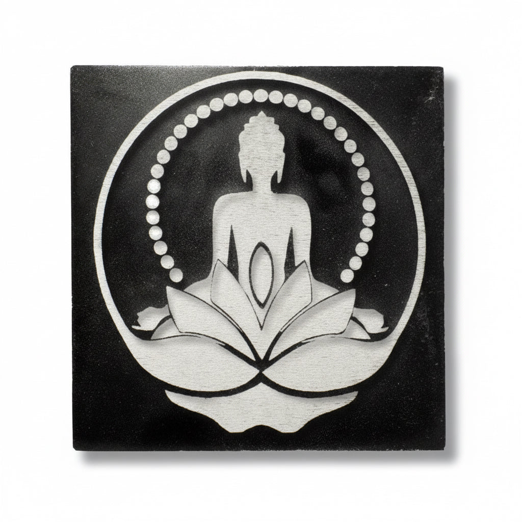 Marokkói Szatén Gipsz Buddha lótusz virágon négyzet