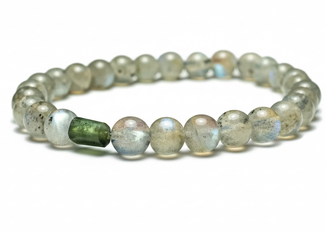 Brazíliai zöld Turmalin ( Verdelit ) karkötő prémium Labradorittal