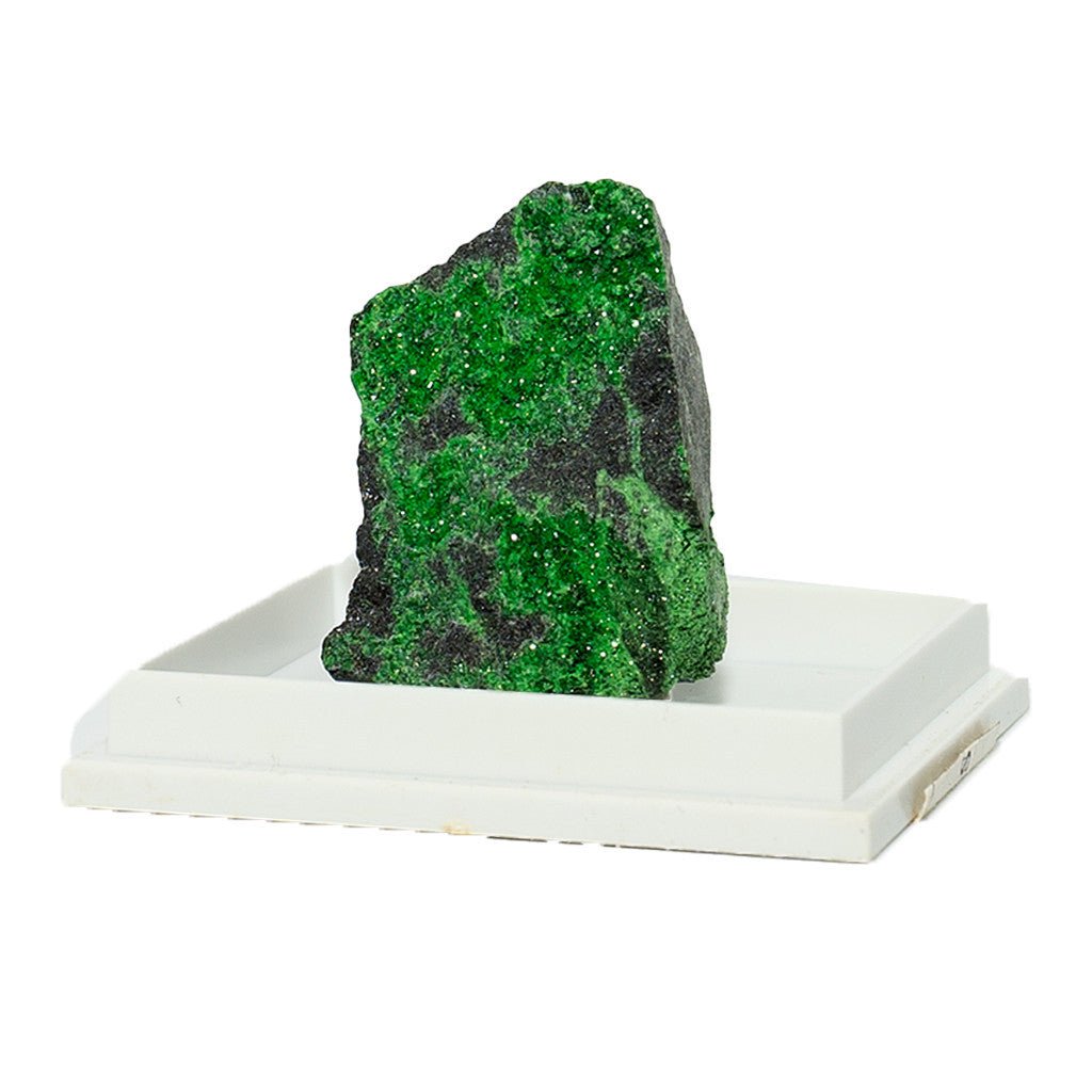 Oroszországi Uvarovit dobozban - Fenrir Stone - A Valódi Ásványok Otthona