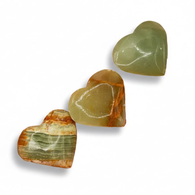 Pakisztáni zöld Aragonit szív - Fenrir Stone - A Valódi Ásványok Otthona